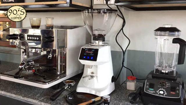 Định nghĩa về máy pha cà phê công nghiệp