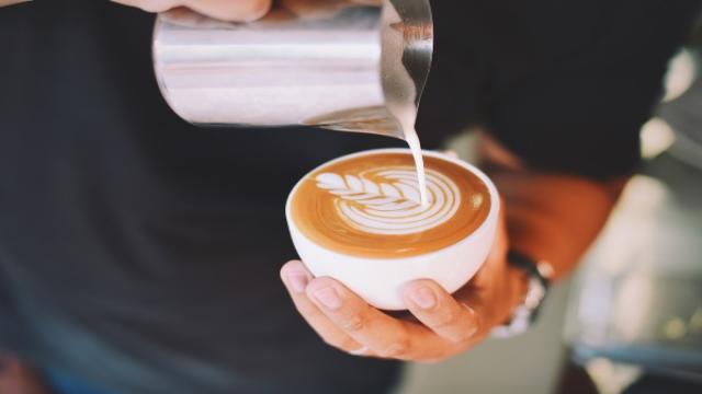 Cách Sử Dụng Máy Pha Cà Phê Capuchino